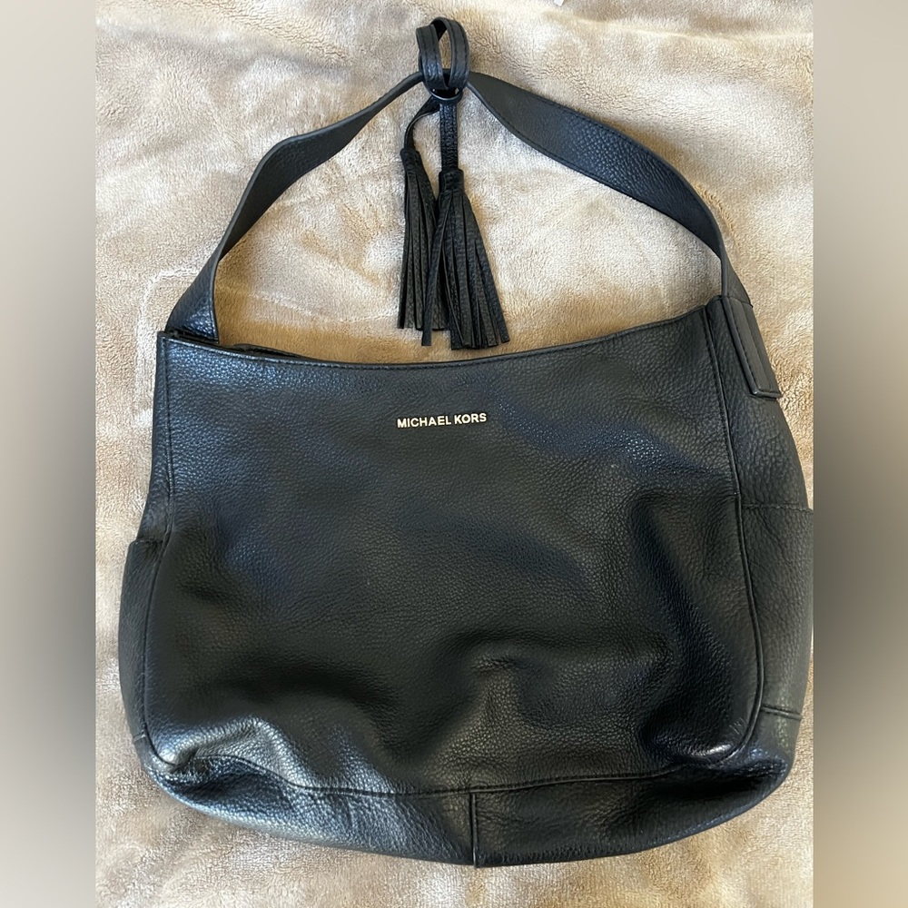 MICHAEL KORS BLACK LEATHER HANDBAG PRE-OWNED CONDITION